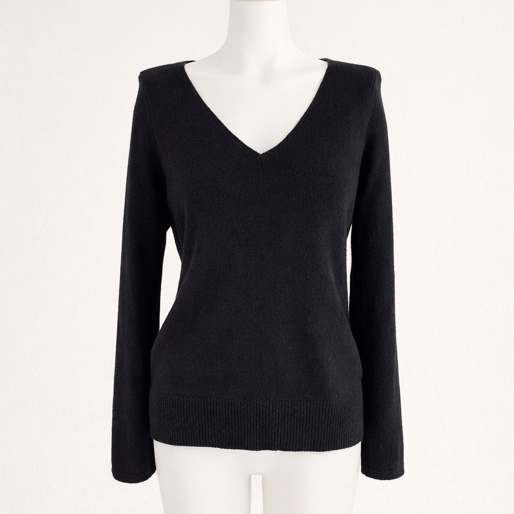 PAIGE Black 100% Cashmere V-Neck Sweater Size S Classic Lightweight Knit